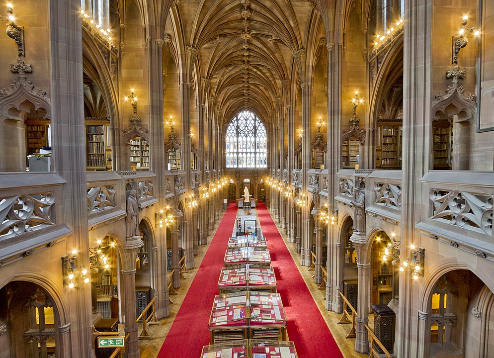 994px-The_John_Rylands_Library_Interior(1)