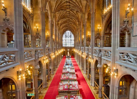 994px-The_John_Rylands_Library_Interior(1)